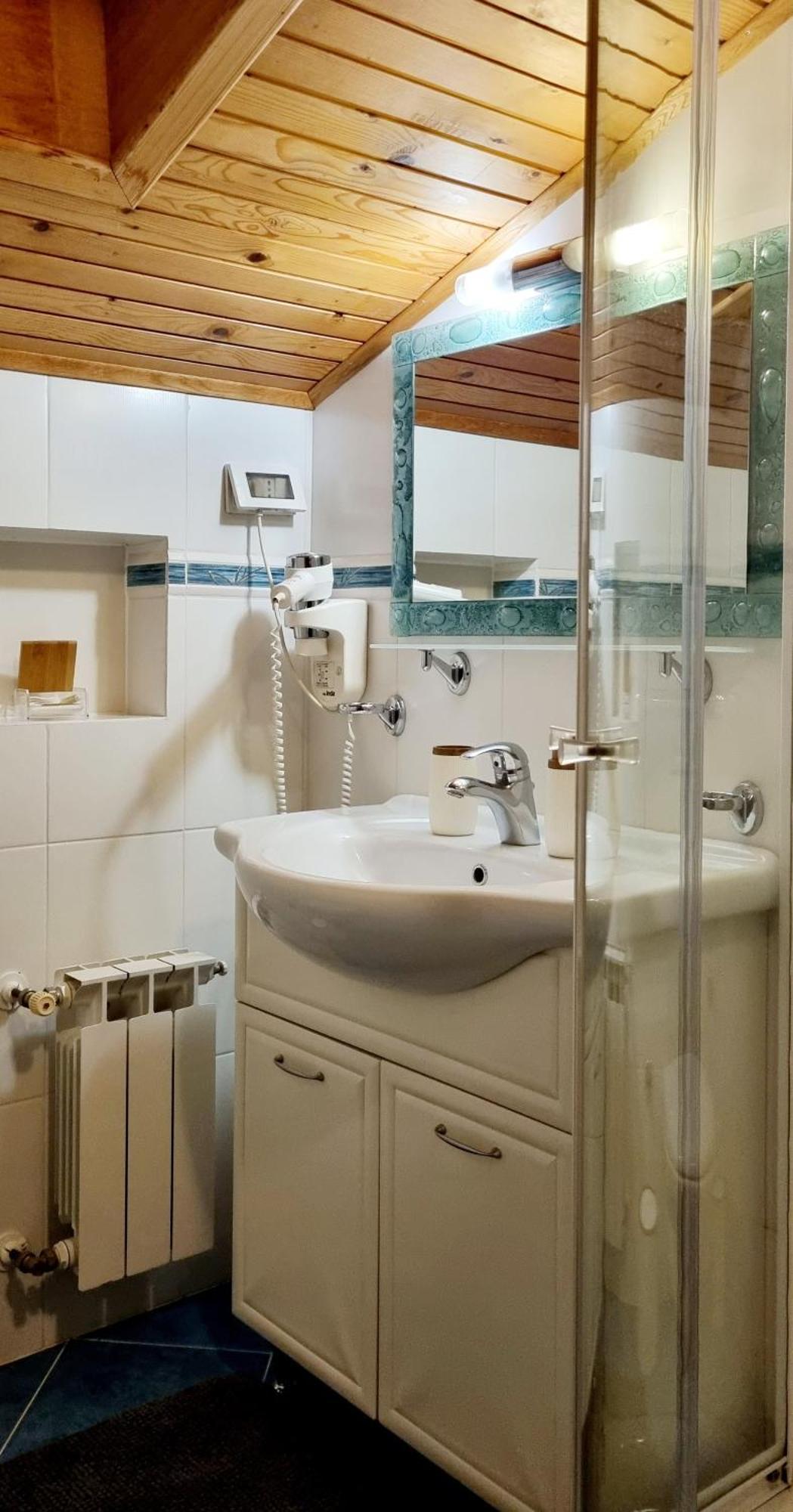 Nadija Rooms Funtana Exteriör bild